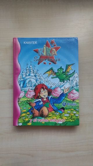 Kika superbruja y el reino mágico 