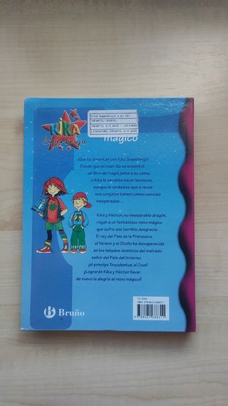 Kika superbruja y el reino mágico 