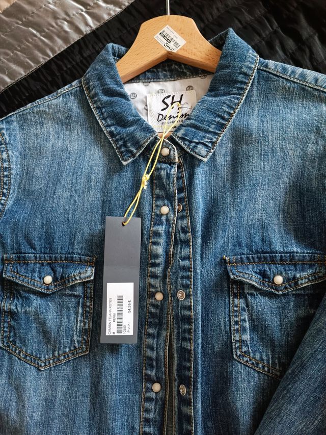 2 Camisas sin usar con etiqueta