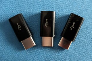 Adaptadores de microUSB a USB-C
