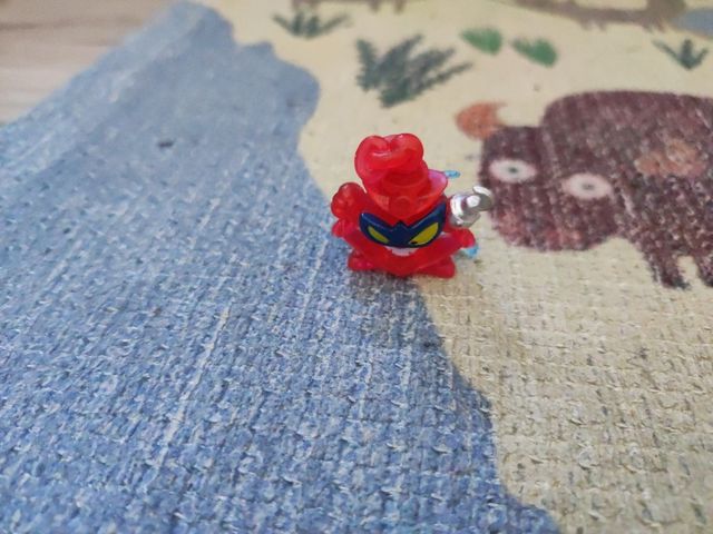 Super zings neón power