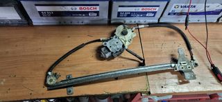 Elevalunas terrano 2