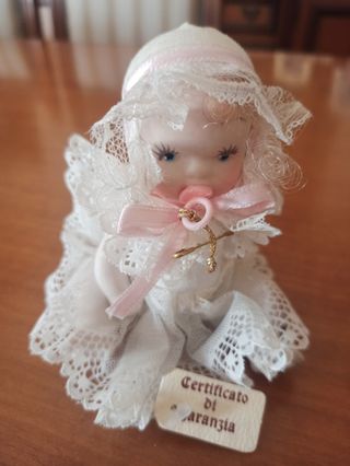 Bambolina di porcellana