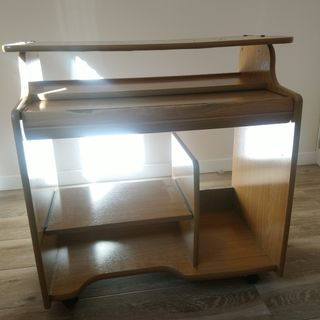 Escritorio ordenador madera