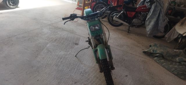 Moto montesa cota 310