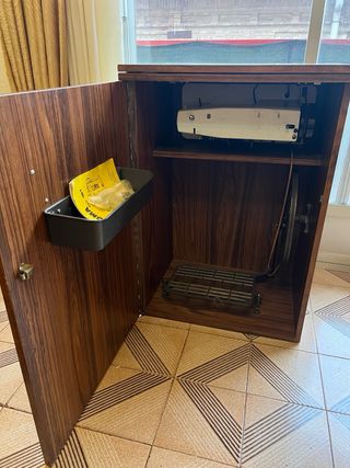 Maquina sigma y mueble de coser