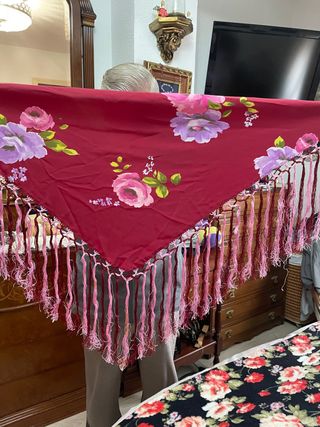 Lote de manton y picos