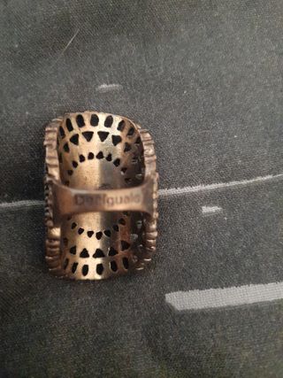 ANILLO " DESIGUAL"