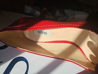 Tacones de Guess talla 37