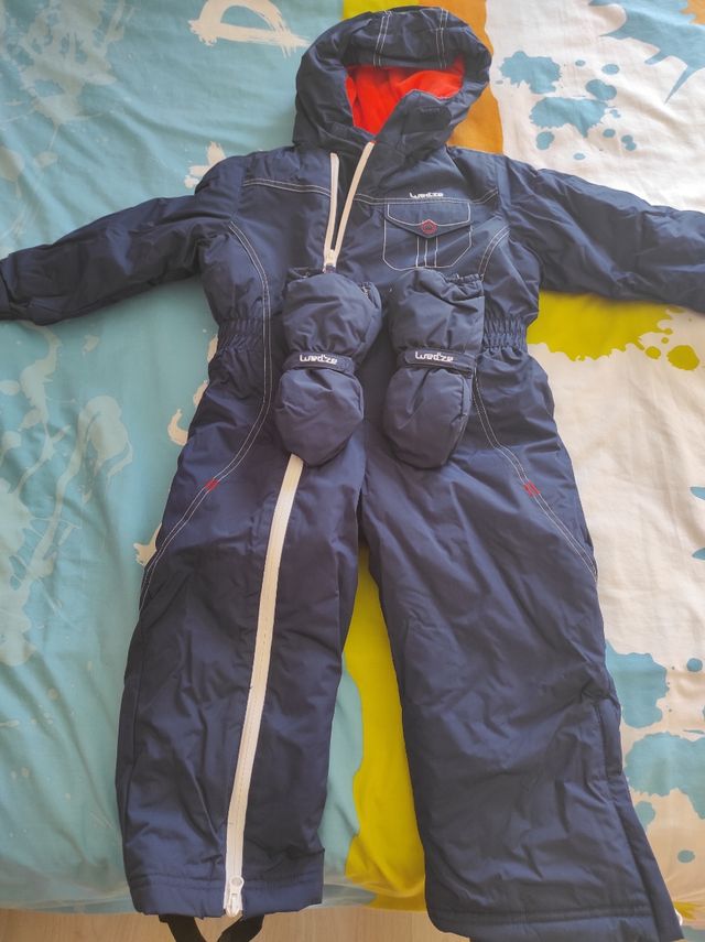 Mono nieve y manoplas talla 4