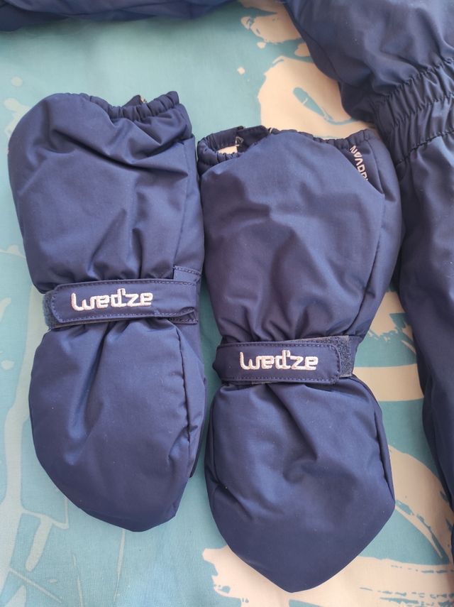 Mono nieve y manoplas talla 4