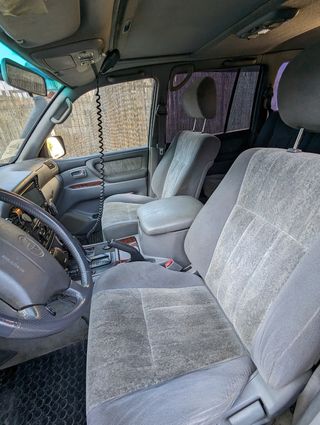 Toyota Land Cruiser 100 2000