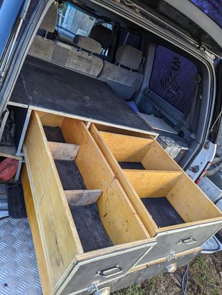 Toyota Land Cruiser 100 2000