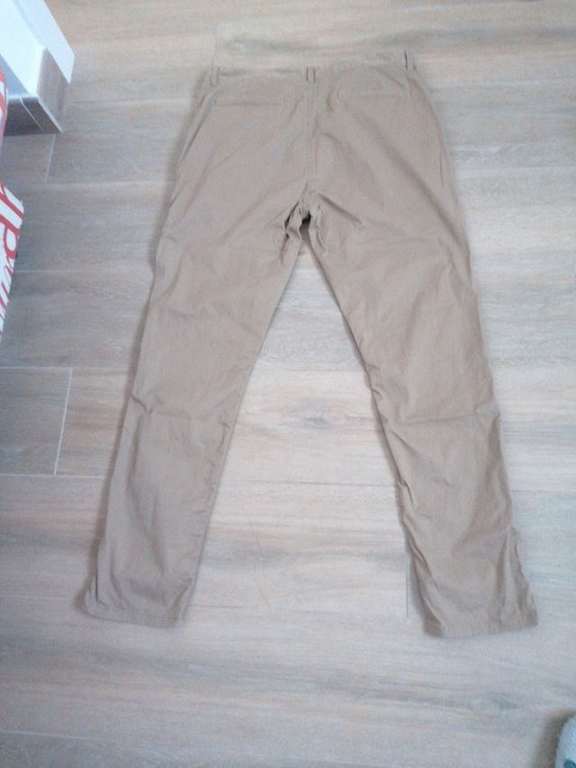 Pantalón chino
