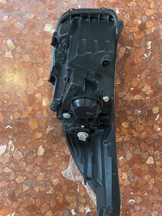 faro Kia picanto