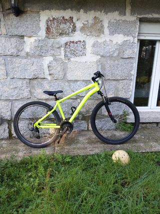 Bicicleta Rock Rider ST 100