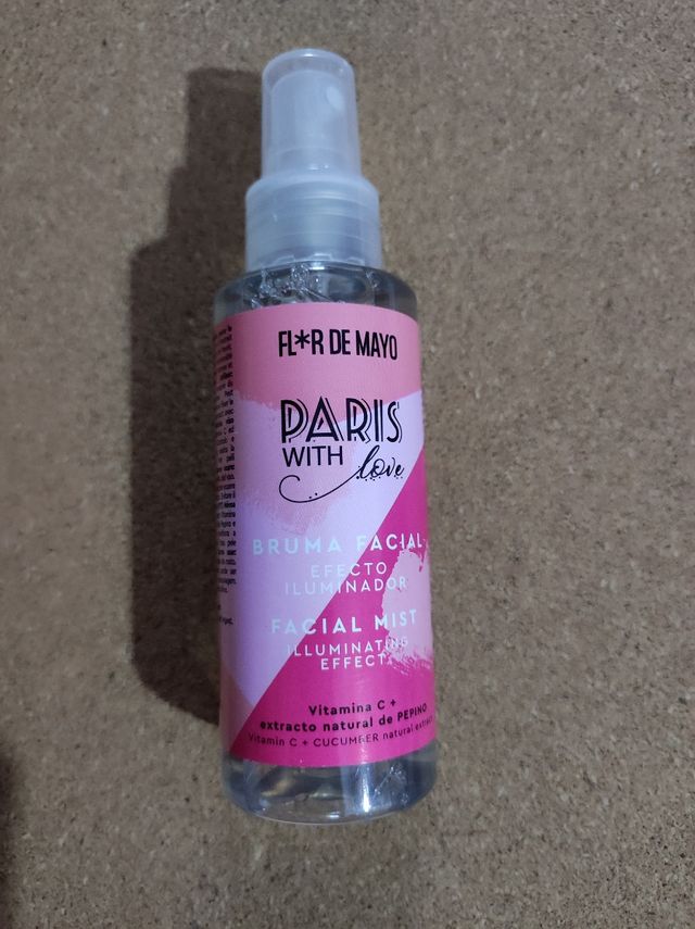 Spray viso rivitalizzante con vitamina C