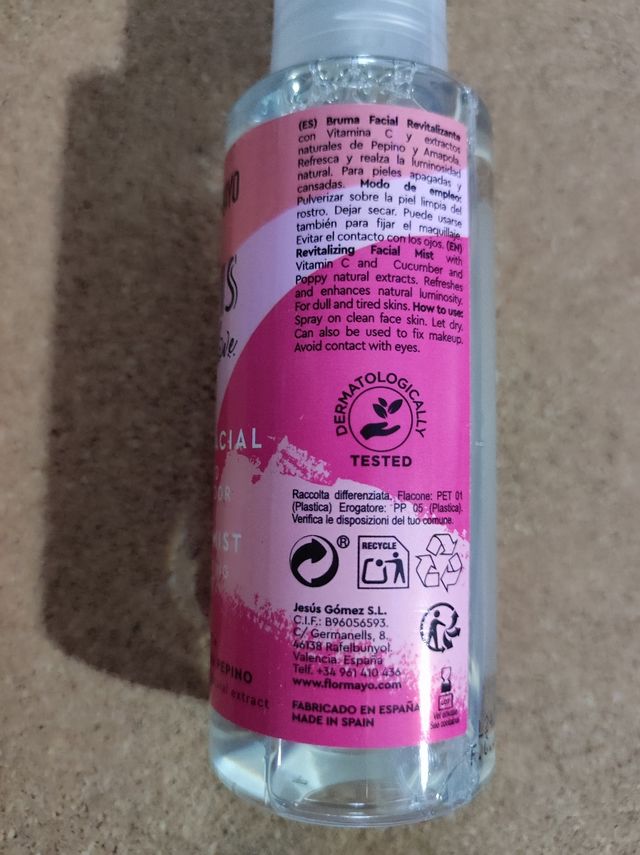 Spray viso rivitalizzante con vitamina C