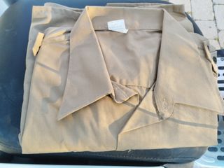 Gorras y camisas militar