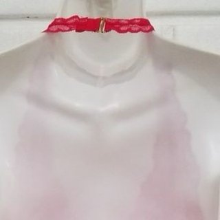 Victoria’s Secret. Lencería transparente en rojo