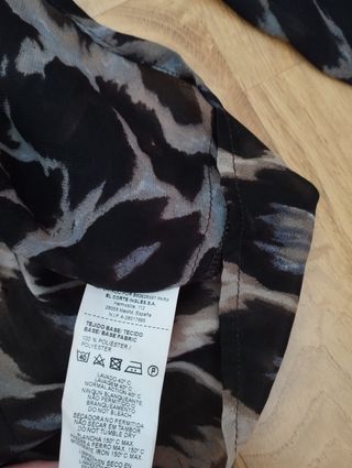 Blusa estampada. Nueva. Easy Wear.
