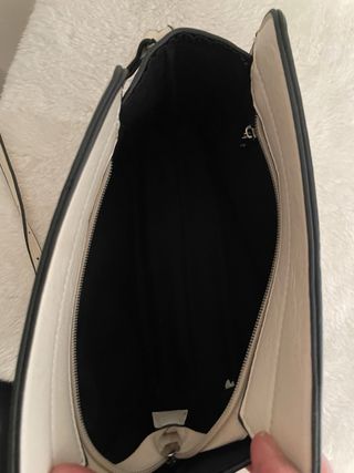 Bolso bicolor Stradivarius  