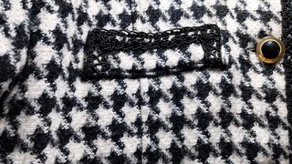 Chaqueta estilo CHANEL.