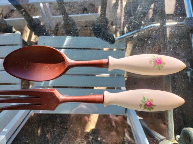 Cubiertos de ensalada.