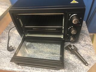 Horno convencional sobremesa marca TRISTAR