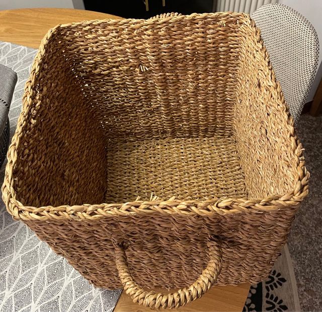 Cesta in fibra naturale