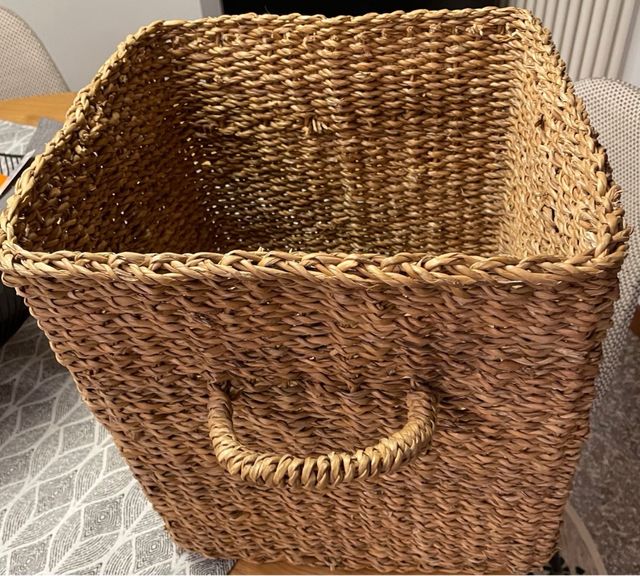 Cesta in fibra naturale