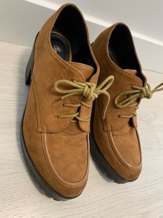Botines Camel con Plataforma 