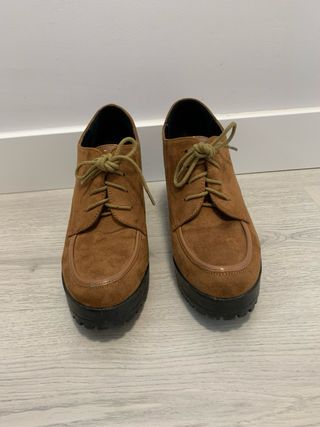 Botines Camel con Plataforma 