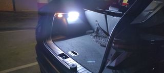 Luz led de apoyo maletero 