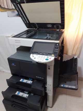 Fotocopiadora multifunción