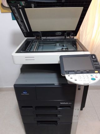 Fotocopiadora multifunción