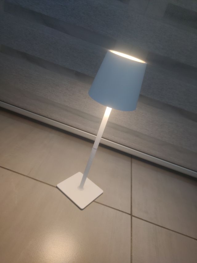 Lampada touch da tavolo