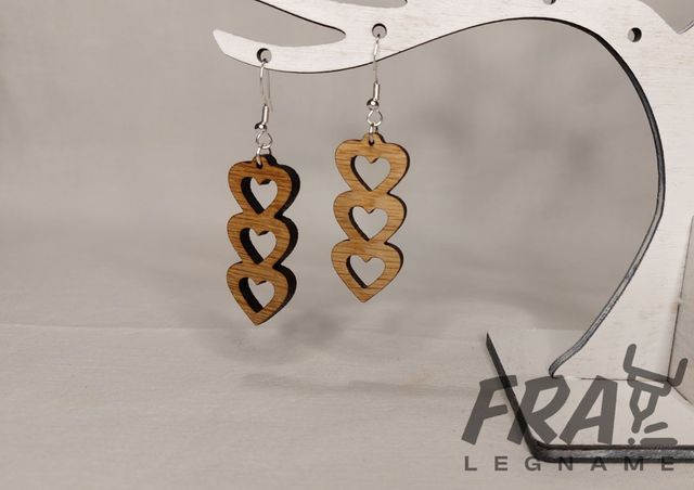 Orecchini cuori in legno