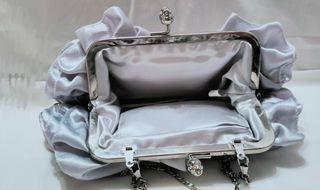 Bolso de mano color plata