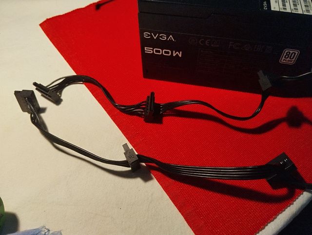 Fuente EVGA 500W 80 Plus (Cables Negros)