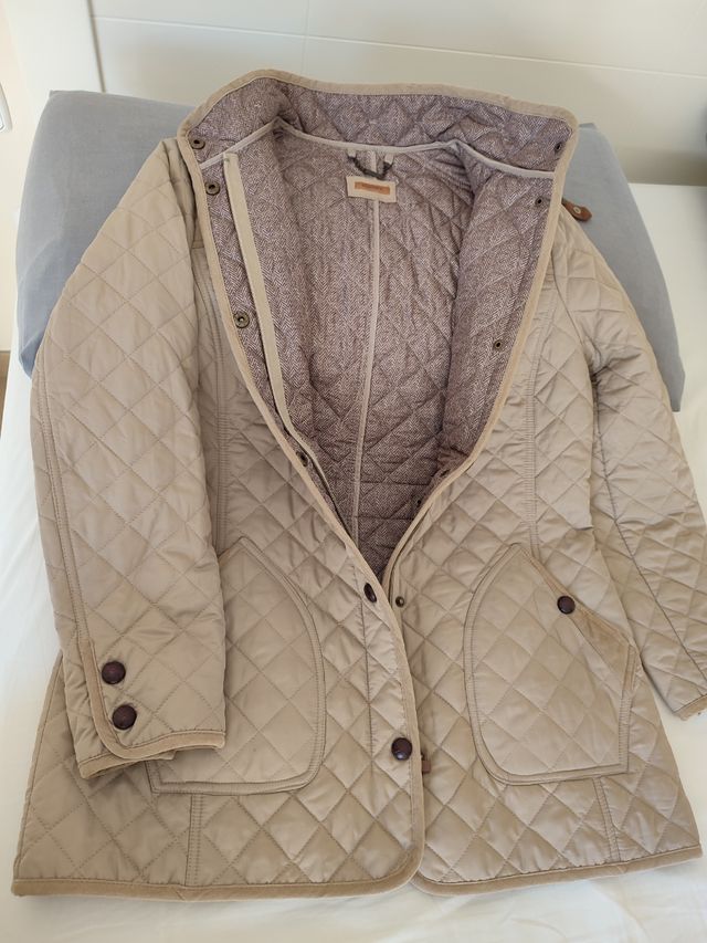 Chaquetón acolchado Lloyds beige
