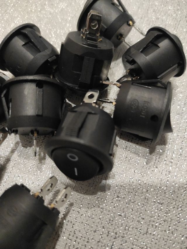 Interruttori rotondi 