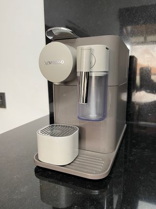 Cafetera Nespresso De Longhi