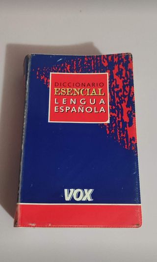 Diccionario esencial de lengua española