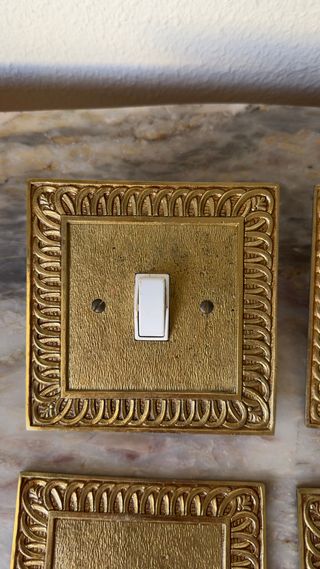 Embellecedor para interruptores de bronce (14 u)