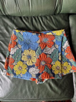 falda pantalon de flores
