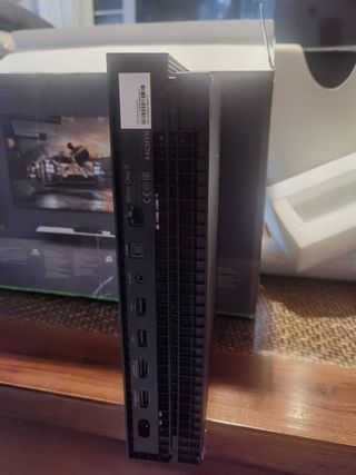 XBOX ONE X 1TB

