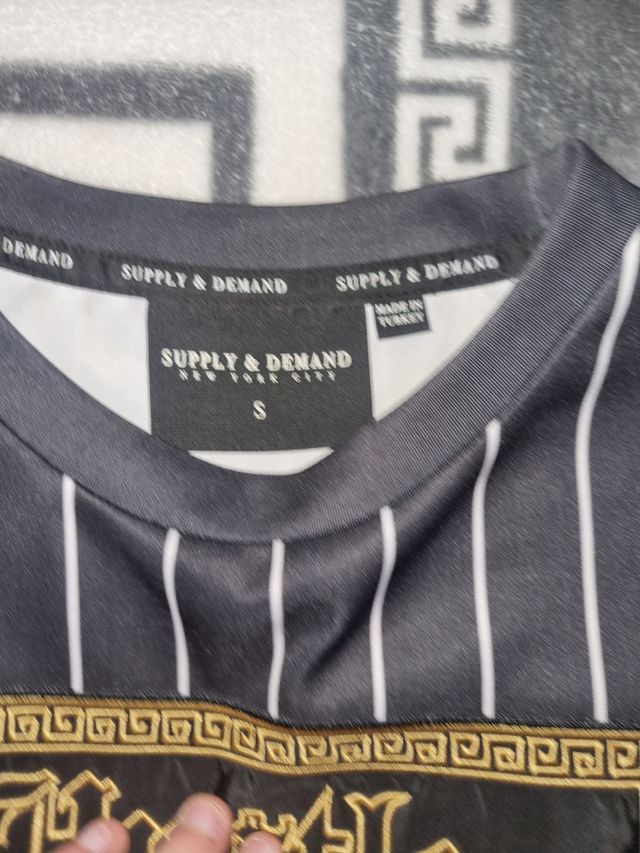 Camiseta Supply i demand