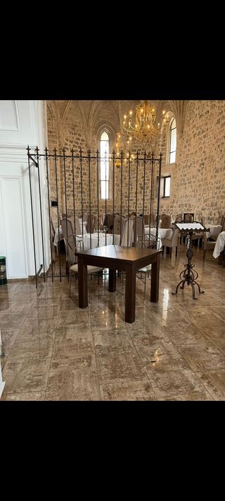 Sillas y Mesas de Restaurante