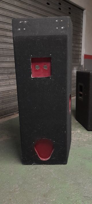 Caja altavoces soundsystem